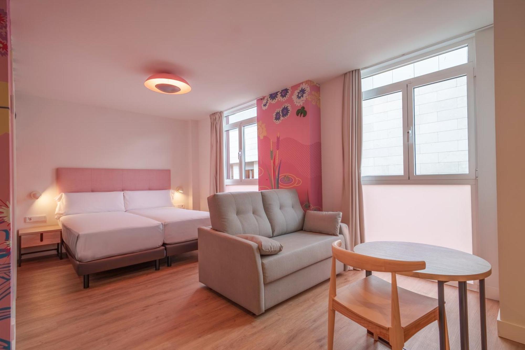 Spirit Apartamentos Valladolid Centro מראה חיצוני תמונה